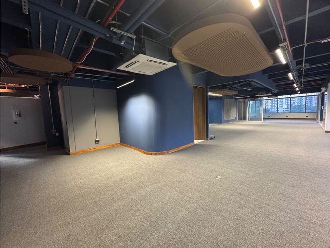 Oficina en arriendo en El Poblado, Medellín, 255 m² · foto 19 de 24