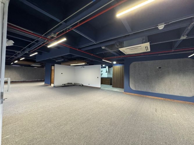 Oficina en arriendo en El Poblado, Medellín, 255 m² · foto 24 de 24