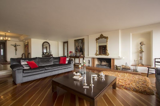 Apartamento en venta en Chicó Alto, Bogotá · foto 2 de 24