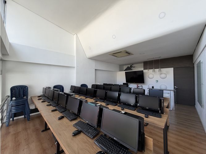 Oficina en arriendo en Las Palmas, Medellín, 72 m² · foto 11 de 12