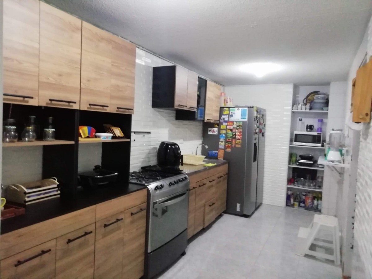 Casa en venta en Las Villas, Bogotá · foto 7 de 20