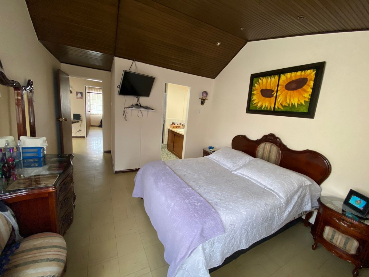 Casa en venta en Las Villas, Bogotá · foto 11 de 20