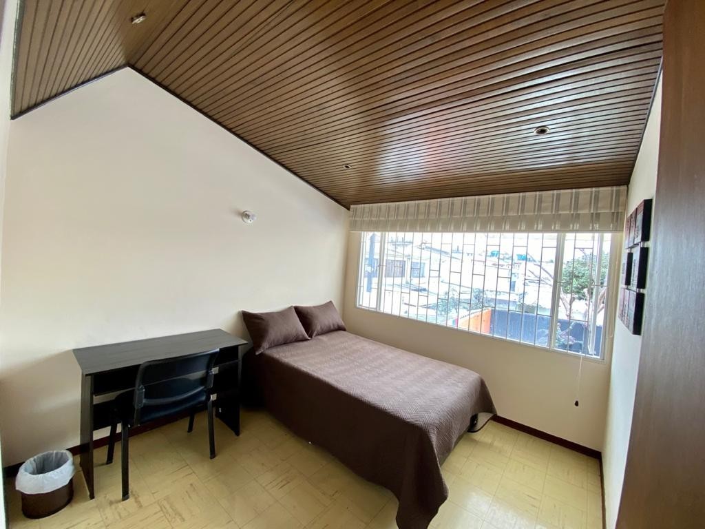 Casa en venta en Las Villas, Bogotá · foto 13 de 20