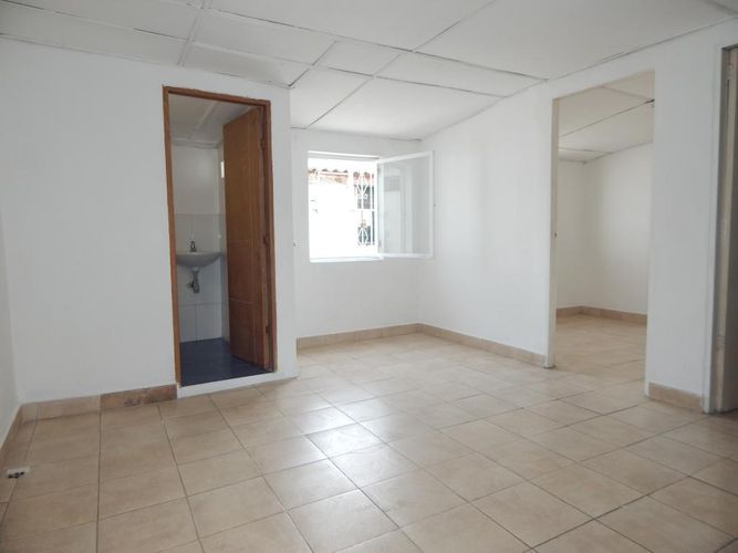 Casa de 5 alcobas en venta en Ub. Arboleda, Soledad, 88 m² · foto 17 de 24