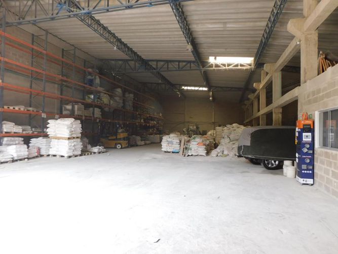 Bodega en venta en Las Estrellas, Barranquilla, 860 m² · foto 2 de 17