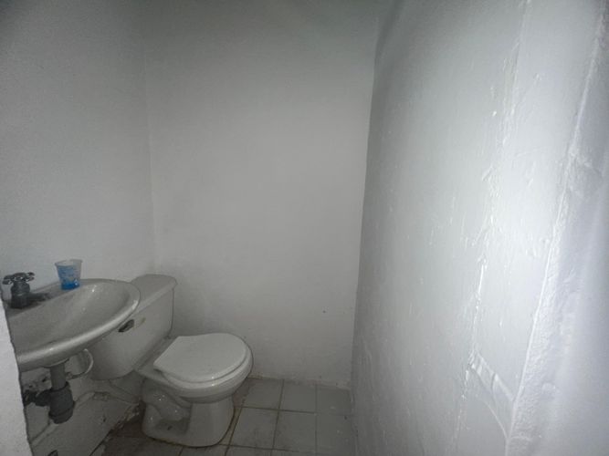 Bodega en arriendo en Las Estrellas, Barranquilla, 1350 m² · foto 16 de 24