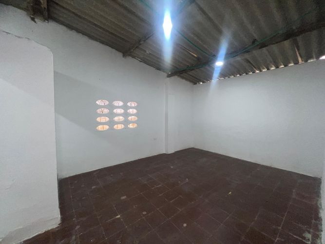 Bodega en arriendo en Las Estrellas, Barranquilla, 1350 m² · foto 20 de 24