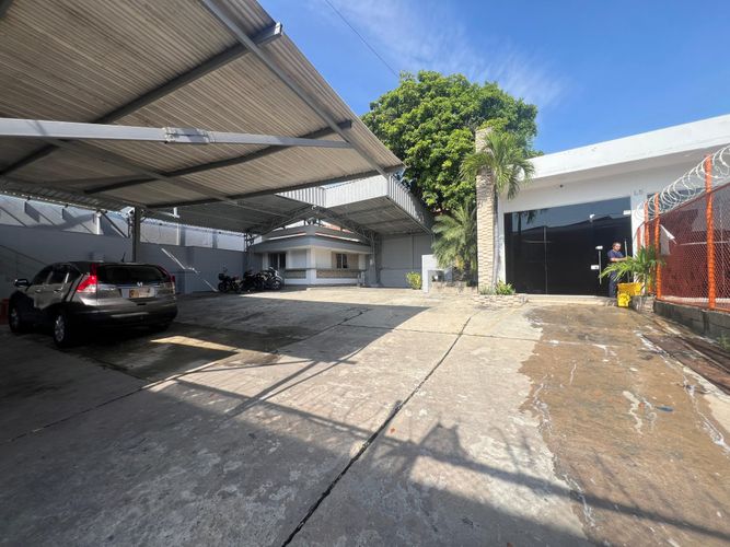 Local en arriendo en El Recreo, Barranquilla, 200 m² · foto 2 de 10