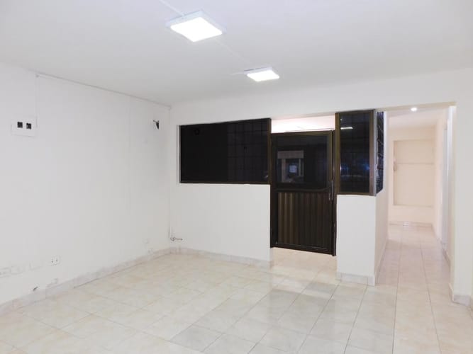 Local en arriendo en Colombia, Barranquilla, 47 m² · foto 8 de 10