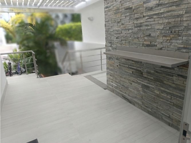 Casa en venta en Cn. Campestre El Peñon, Girardot, 990 m² · foto 4 de 24