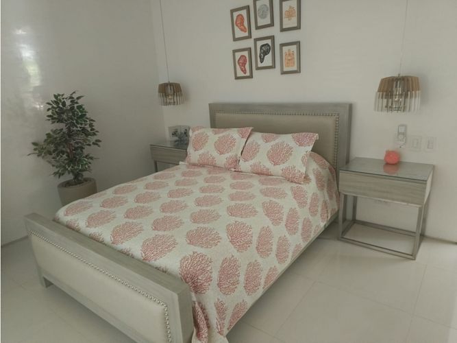 Casa en venta en Cn. Campestre El Peñon, Girardot, 990 m² · foto 17 de 24