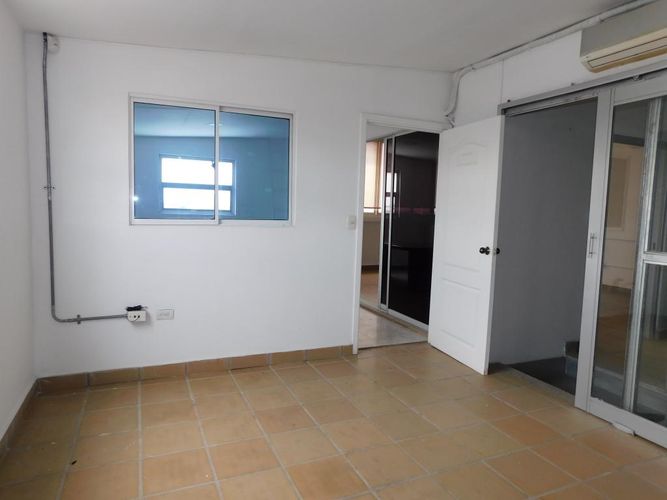 Bodega en arriendo en Chiquinquira, Barranquilla, 85 m² · foto 5 de 16