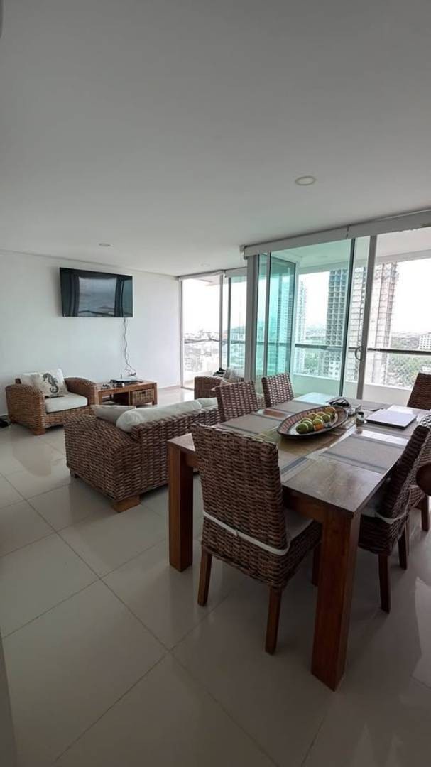 Apartamento en venta en Marbella, Cartagena · foto 4 de 9