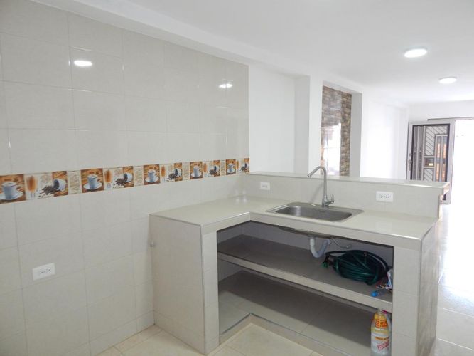 Casa de 6 alcobas en venta en Las Moras Norte, Soledad, 134 m² · foto 6 de 11
