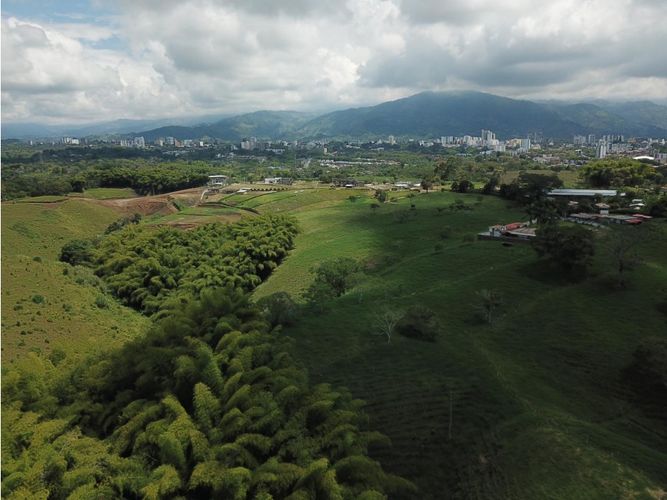 Lote en venta en Guayaquil, Armenia, 3340 m² · foto 3 de 6