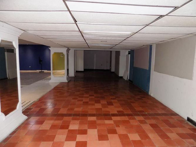 Local en arriendo en Centro, Barranquilla, 900 m² · foto 4 de 6