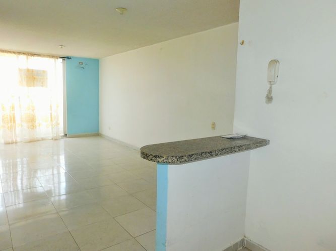 Apartamento de 2 alcobas en venta en Los Cusules, Soledad, 57 m² · foto 2 de 13