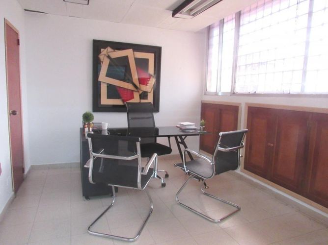 Edificio en venta en Abajo, Barranquilla, 850 m² · foto 4 de 17
