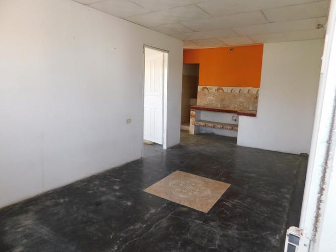 Casa de 6 alcobas en venta en Las Moras Norte, Soledad, 72 m² · foto 3 de 11