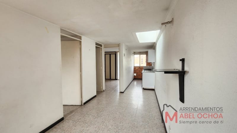 Apartamento de 2 alcobas en arriendo en Estadio, Medellín, 58 m² · foto 2 de 11
