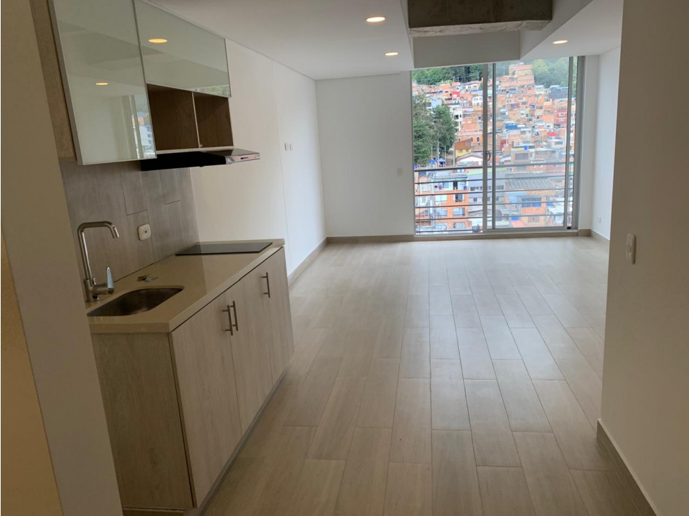 Studio for rent in La macarena, Bogotá