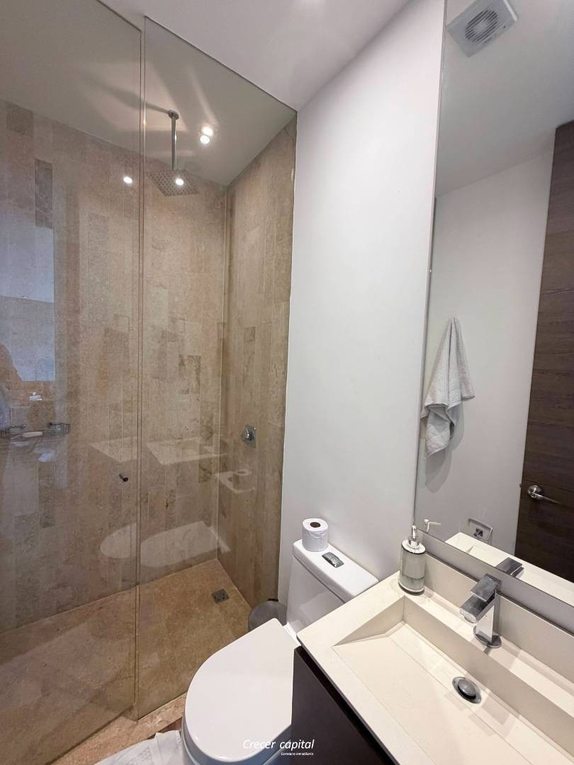 Apartamento en arriendo en El Poblado, Medellín · foto 15 de 23
