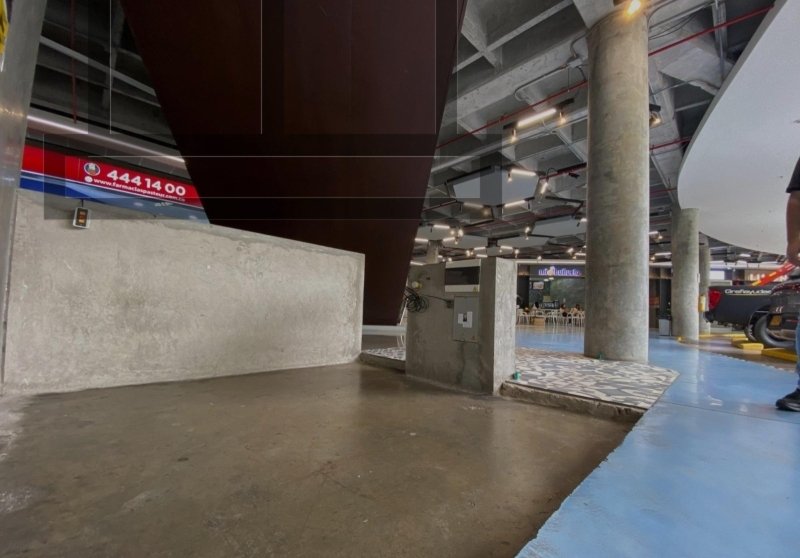 Commercial Space in San Lucas (562 m²) for Sale - 4