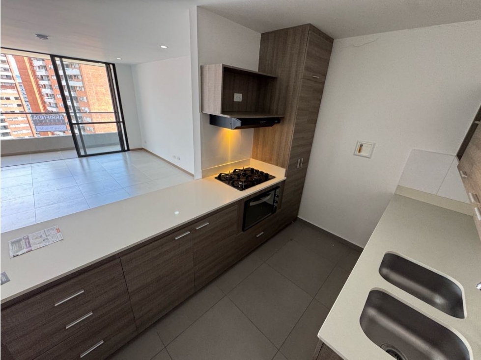 1BR Apartment in Loma del Escobero (70 m²) - 4