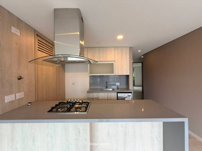 Apartamento de 2 alcobas en arriendo en Manila, Medellín, 91 m² · foto 3 de 14