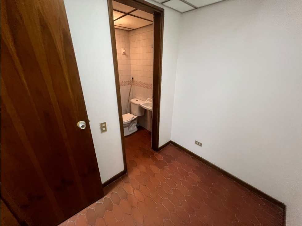 Apartamento en venta en Bosques De Zuñiga, Medellín · foto 4 de 15