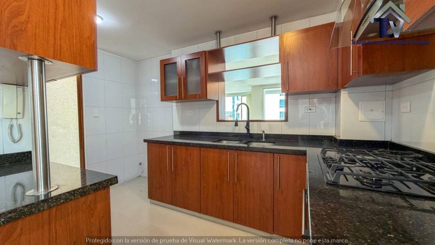Apartamento de 3 alcobas en venta en El Tejar, Bucaramanga, 121 m² · foto 2 de 17