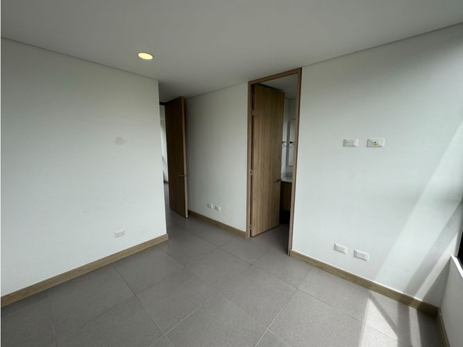 Apartamento de 2 alcobas en arriendo en El Poblado, Medellín, 100 m² · foto 15 de 20
