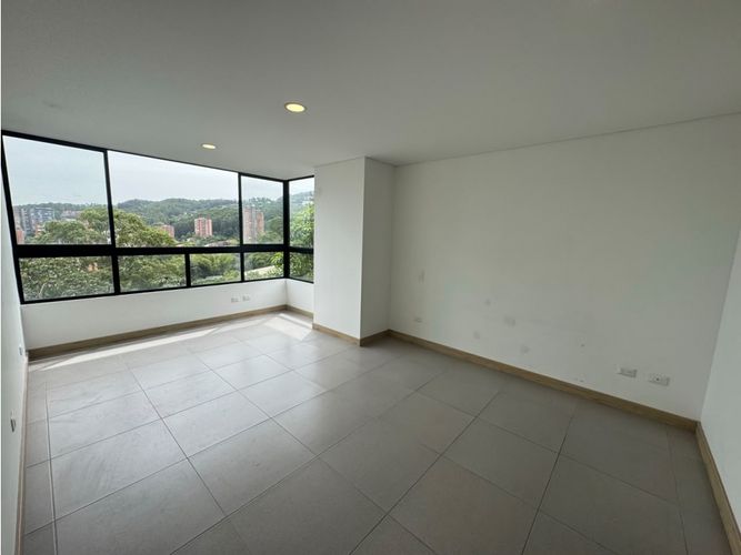 Apartamento de 2 alcobas en arriendo en El Poblado, Medellín, 100 m² · foto 18 de 20