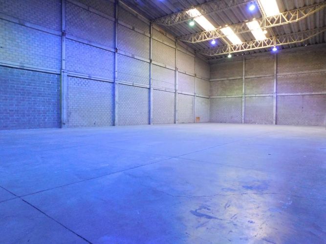 Bodega en arriendo en Caribe Verde, Barranquilla, 1000 m² · foto 8 de 17