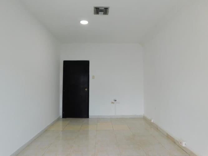 Local en arriendo en Siete De Abril, Barranquilla, 130 m² · foto 3 de 18