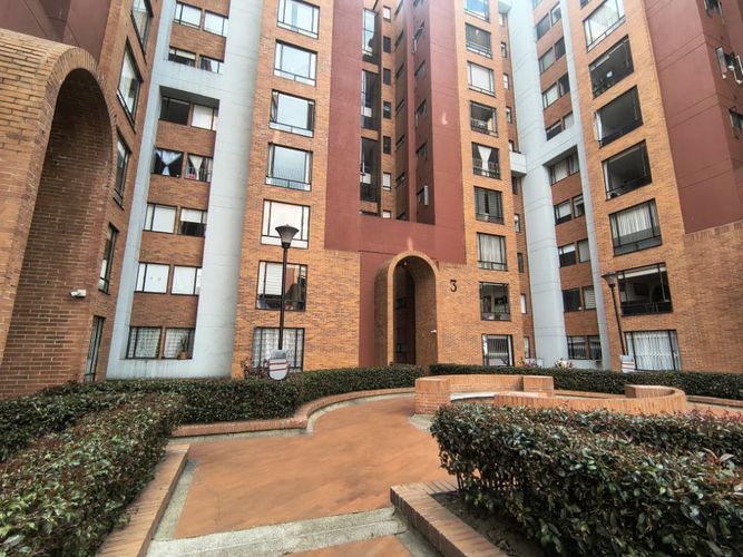 Apartamento de 4 alcobas en venta en Rafael Nunez, Bogotá, 78 m² · foto 3 de 14