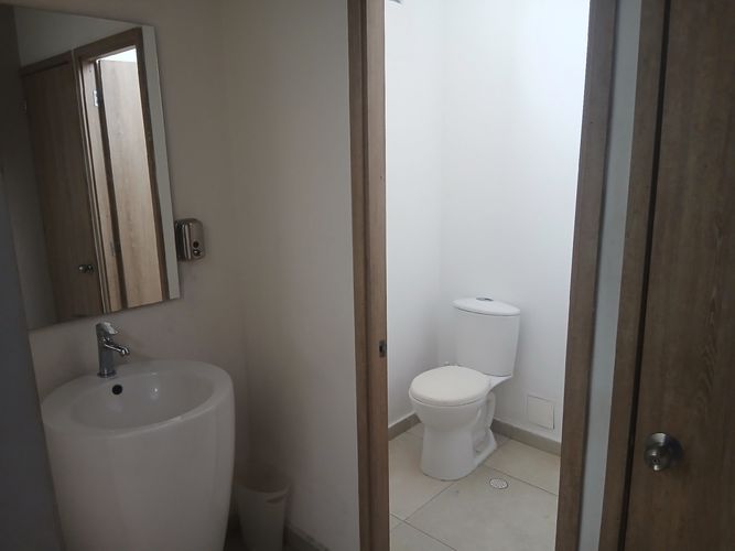 Oficina en arriendo en Paraiso, Barranquilla, 25 m² · foto 3 de 10