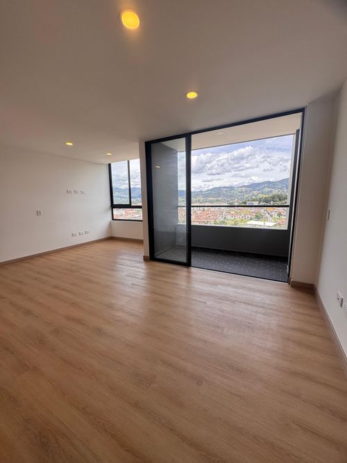 Apartamento de 3 alcobas en venta en Lomitas, La Ceja, 80 m² · foto 4 de 20