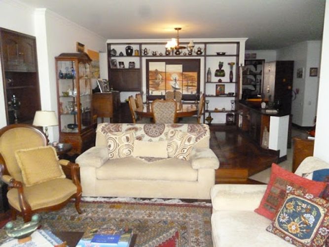 Apartamento de 3 alcobas en venta en Chicó Reservado, Bogotá, 189 m² · foto 7 de 24