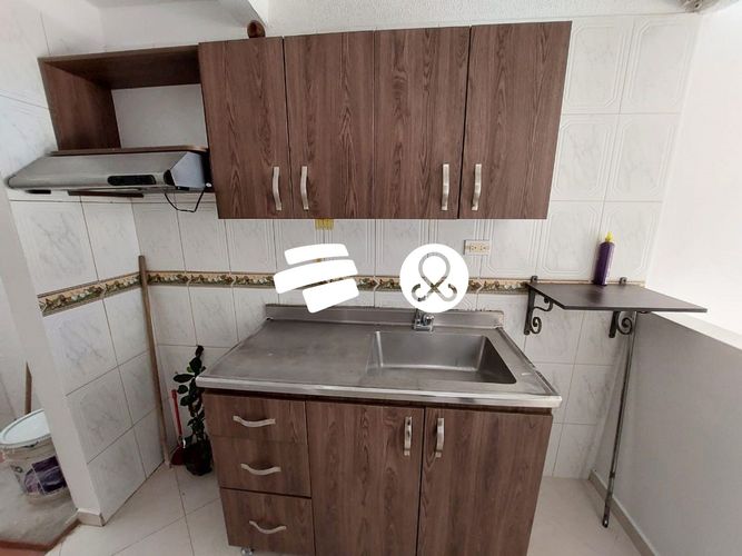 Casa de 3 alcobas en venta en Cucaracho, Medellín, 27 m² · foto 2 de 8
