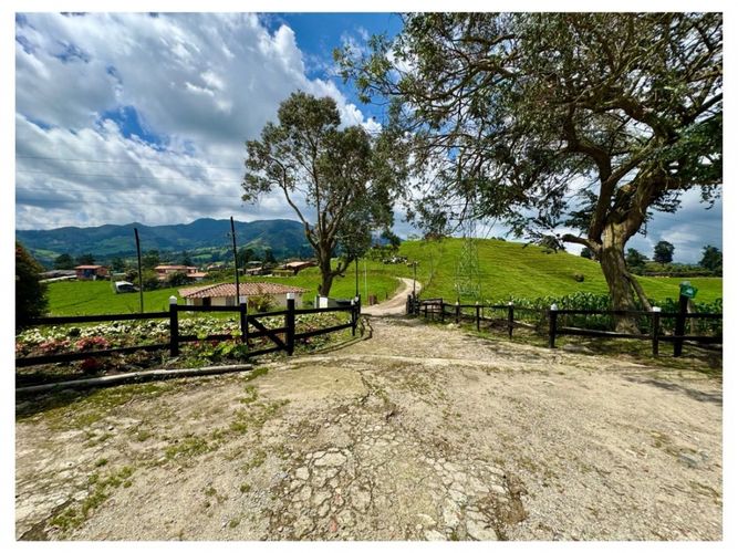 Finca en venta en San Felix, Bello, 3500 m² · foto 8 de 13