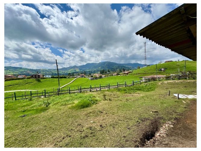 Finca en venta en San Felix, Bello, 3500 m² · foto 9 de 13