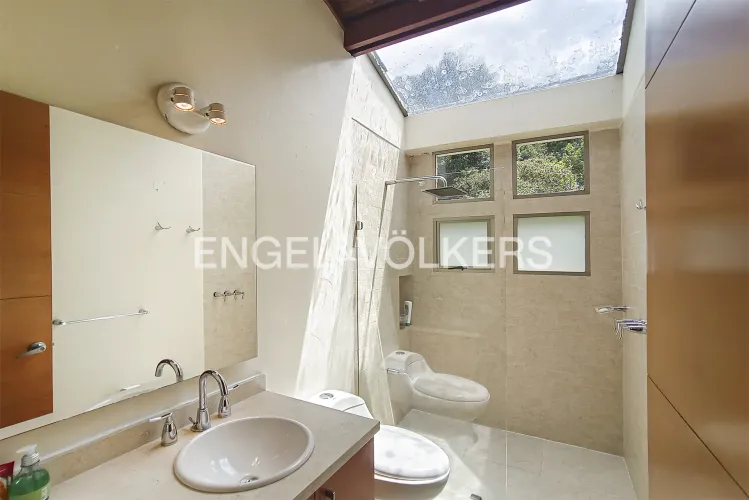 Casa de 3 alcobas en venta en Chuntame, Cajicá, 250 m² · foto 11 de 16