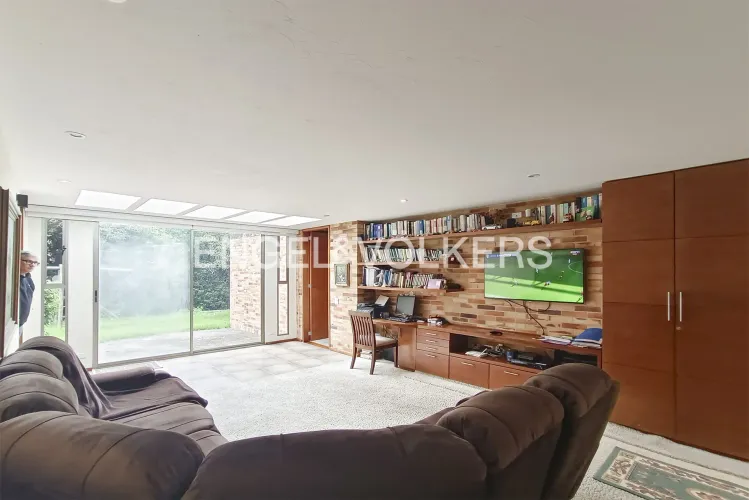 Casa de 3 alcobas en venta en Chuntame, Cajicá, 250 m² · foto 6 de 16