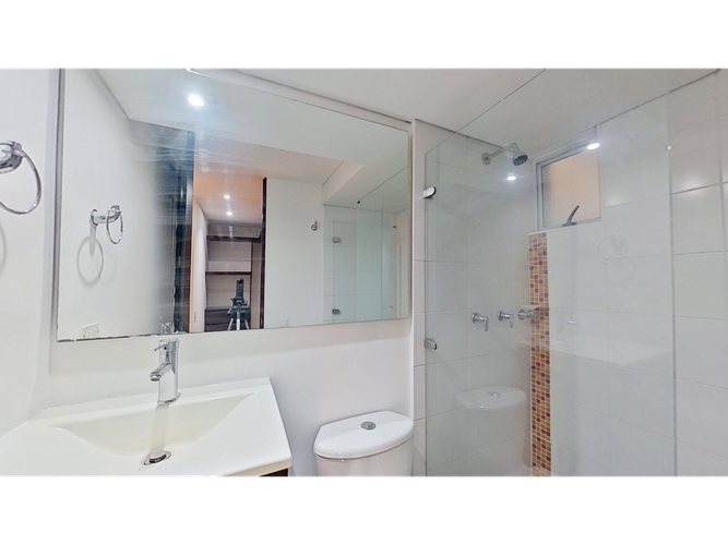 Apartaestudio en venta en Américas Central, Bogotá, 100 m² · foto 4 de 10