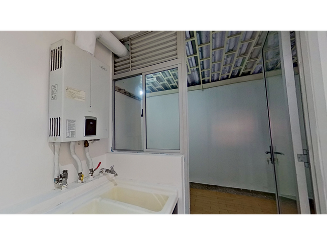 Apartaestudio en venta en Américas Central, Bogotá, 100 m² · foto 5 de 10