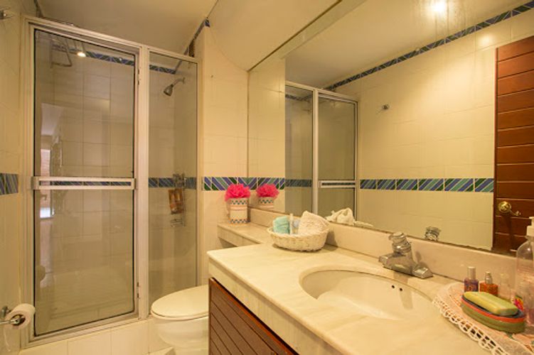 Apartamento de 3 alcobas en venta en Los Rosales, Bogotá, 194 m² · foto 19 de 21