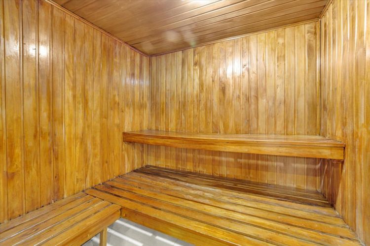 Apartamento de 4 alcobas en venta en Los Rosales, Bogotá, 290 m² · foto 15 de 16