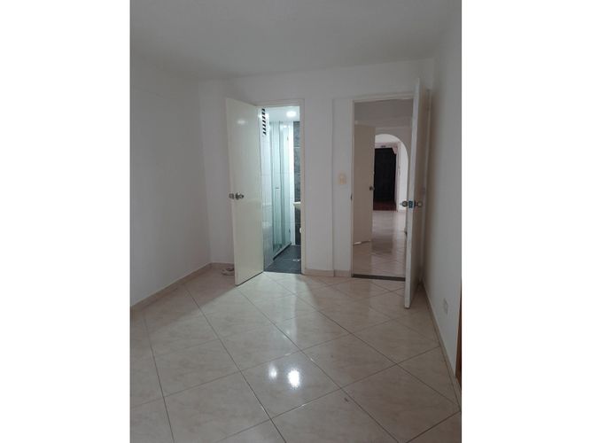 Apartamento de 3 alcobas en venta en Cabecera San Antonio De Prado, Medellín, 74 m² · foto 5 de 21