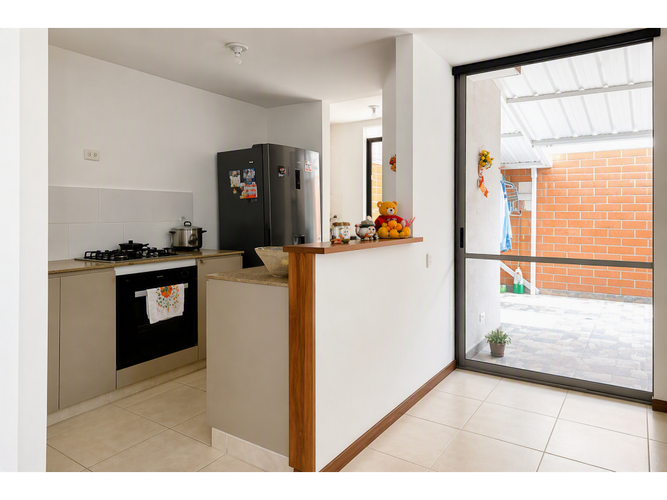 Casa de 4 alcobas en venta en Ciudad Country, Jamundí, 128 m² · foto 4 de 24